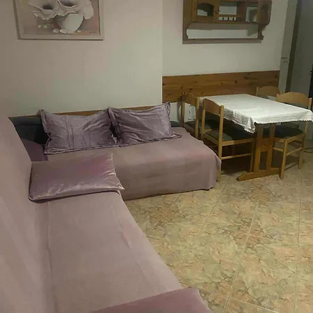 招待所 Forum - Przy Plazy